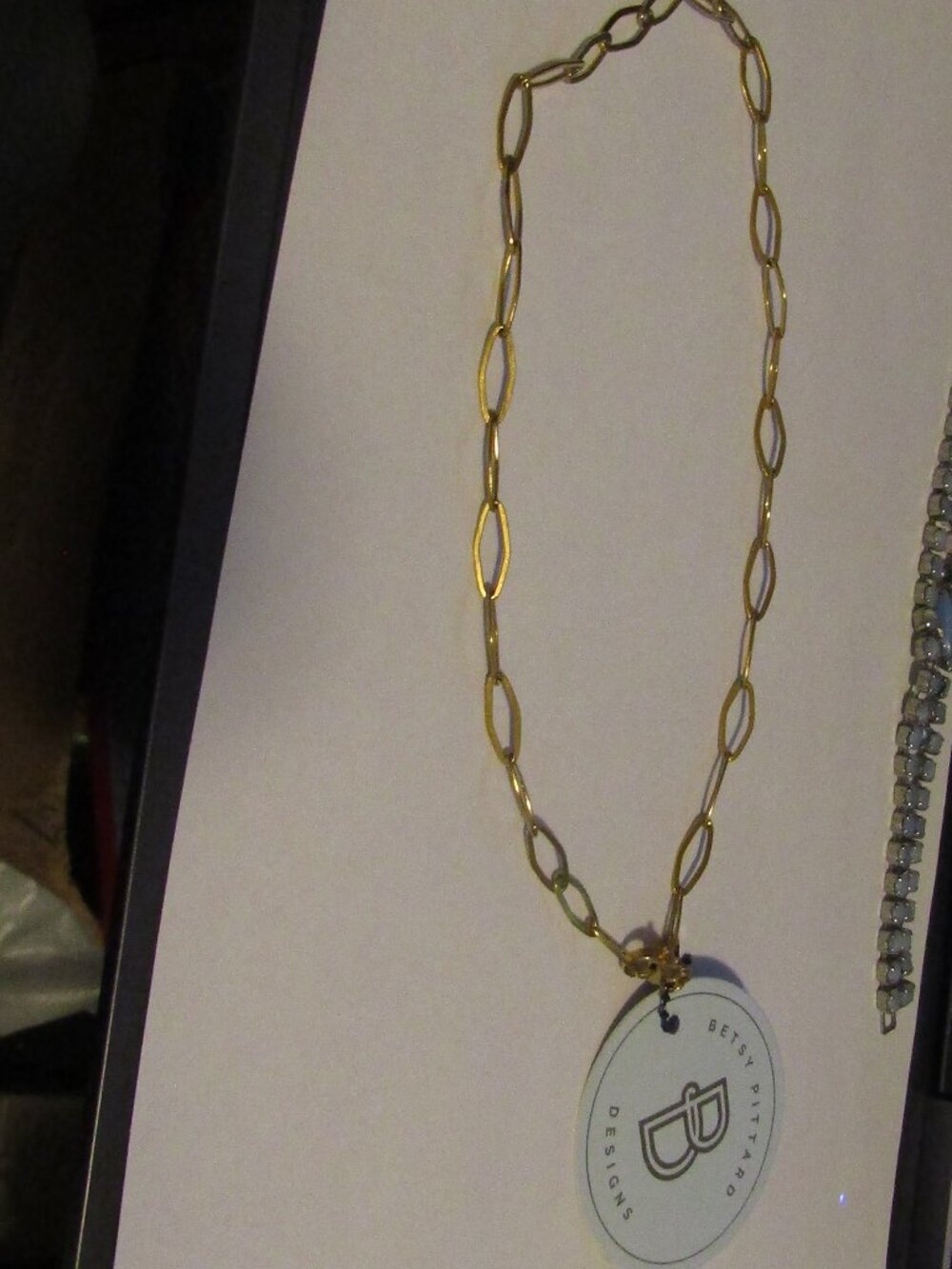 NWT BETSY PITTARD Duffie Necklace Tarnish Resistant Gold-Tone Oval Steel Chain